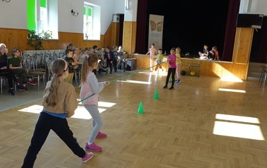 Zajęcia sportowo-rekreacyjne podczas ferii  8