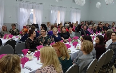Dzień Kobiet w sali Domu Ludowego w Kopytowej 45
