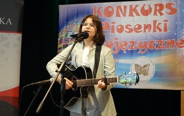 KONKURS PIOSENKI OBCOJĘZYCZNEJ  15