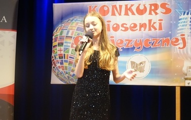 KONKURS PIOSENKI OBCOJĘZYCZNEJ  45