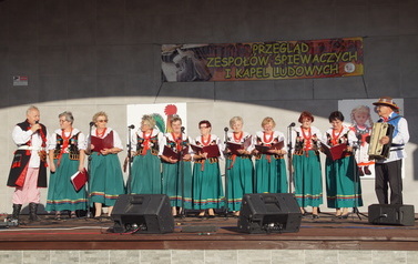 Przegląd Zespoł&oacute;w Śpiewaczych i Kapel Ludowych w Chork&oacute;wce 1