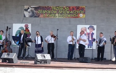 Przegląd Zespoł&oacute;w Śpiewaczych i Kapel Ludowych w Chork&oacute;wce 56