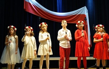 &bdquo;Koncert pieśni patriotycznych" 30