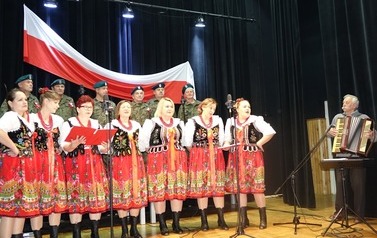 &bdquo;Koncert pieśni patriotycznych" 48