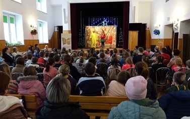 Spektakl Teatralny &bdquo;Blaszany Bębenek&rdquo; 19