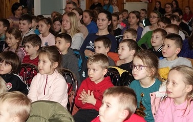 Spektakl Teatralny &bdquo;Blaszany Bębenek&rdquo; 27