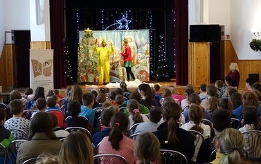 Spektakl Teatralny &bdquo;Blaszany Bębenek&rdquo; 31