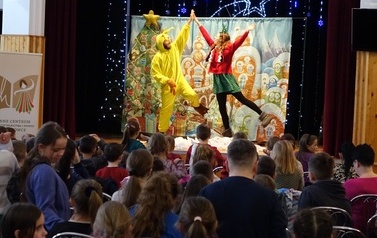 Spektakl Teatralny &bdquo;Blaszany Bębenek&rdquo; 34