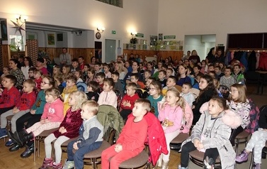 Spektakl Teatralny &bdquo;Blaszany Bębenek&rdquo; 36