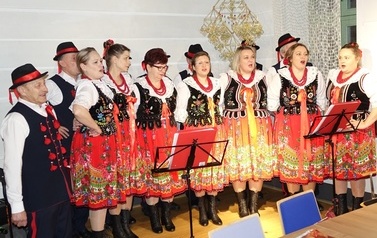  Kolędowanie w Etnocentrum Ziemi Krośnieńskiej 14