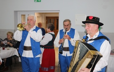 Karnawałowe Spotkanie ludzi z pasją śpiewania i grania w Kopytowej 43