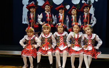 Niepubliczne Przedszkole "Misiowo" - Dzień Babci i Dziadka w Centrum Kultury 34