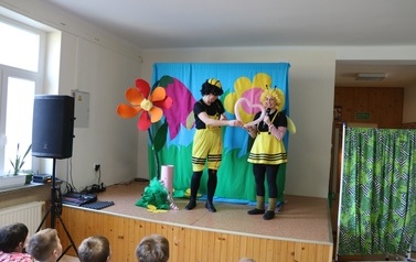 Spektakl teatralny pt. &bdquo;Walentynkowy zawr&oacute;t głowy&rdquo; 19