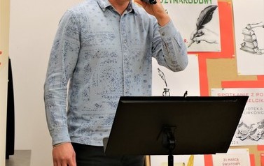 Międzynarodowy Dzień Poezji 25