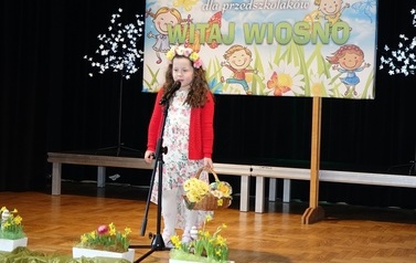 Gminny Konkurs Recytatorski dla przedszkolak&oacute;w &bdquo;Witaj Wiosno&rdquo;. 37