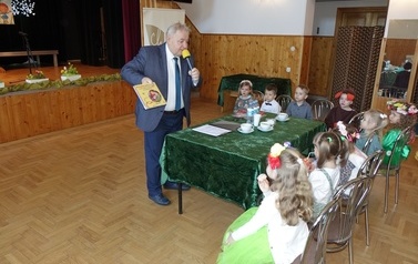 Gminny Konkurs Recytatorski dla przedszkolak&oacute;w &bdquo;Witaj Wiosno&rdquo;. 45
