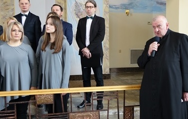 Koncertem pieśni pasyjnych ch&oacute;ru "Legato" w Żeglcach 1