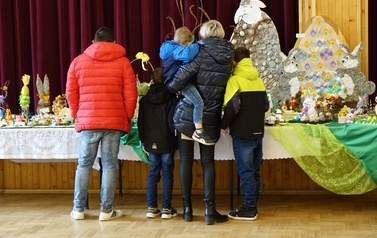 Wystawie Tw&oacute;rczości Wielkanocnej 75