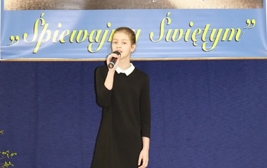 Laureaci X Powiatowego Konkursu Polskiej Pieśni Religijnej &bdquo;Śpiewajmy Świętym&rdquo;. 25