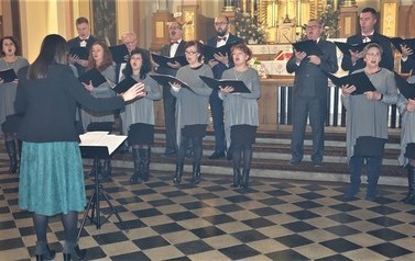 Na zdjęciu widzimy Koncert Ch&oacute;ru Legato w kościele w Jasionowie 