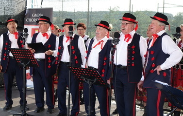 Przegląd Zespoł&oacute;w Śpiewaczych w Kopytowej 24