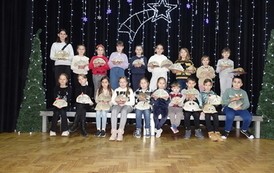 Zajęcia plastyczne - Książkowy recykling 1