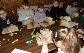 Zajęcia plastyczne - Książkowy recykling 9