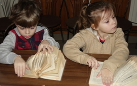 Zajęcia plastyczne - Książkowy recykling 10