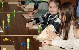 Zajęcia plastyczne - Książkowy recykling 13