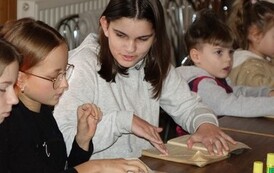 Zajęcia plastyczne - Książkowy recykling 15