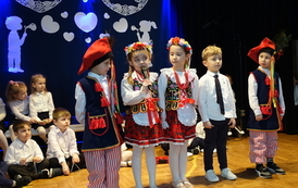 Niepubliczne Przedszkole "Misiowo" - Dzień Babci i Dziadka w Centrum Kultury 14