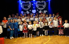 Niepubliczne Przedszkole "Misiowo" - Dzień Babci i Dziadka w Centrum Kultury 33