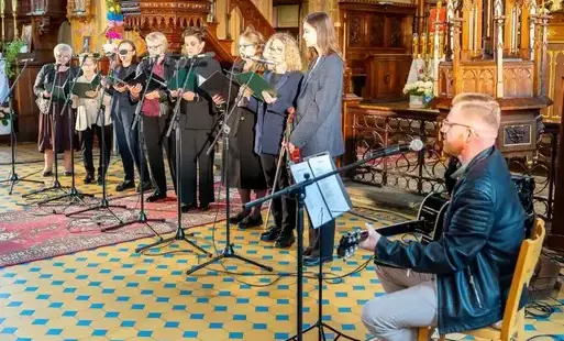 Zdjęcie do VIII Przegląd Pieśni Maryjnych i Pielgrzymkowych